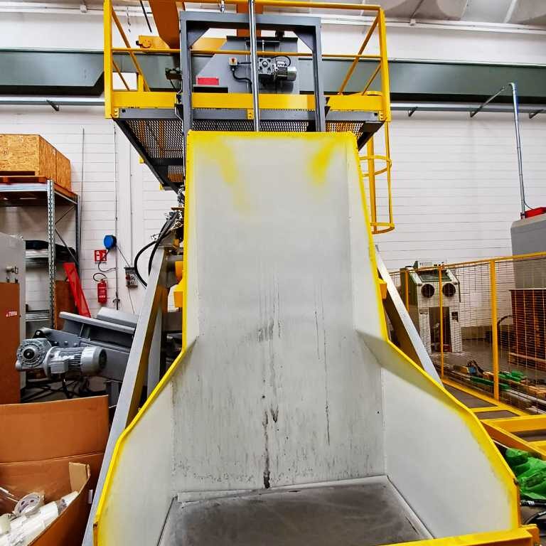 Granigliatrice a barile usata Pangborn Europe M200 GW-R